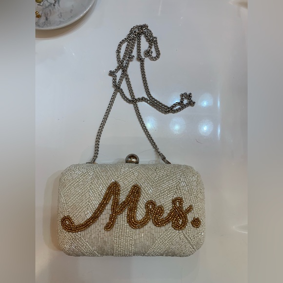 Mrs. Beaded cross body clutch- white & gold w/ silver chain - Picture 1 of 4